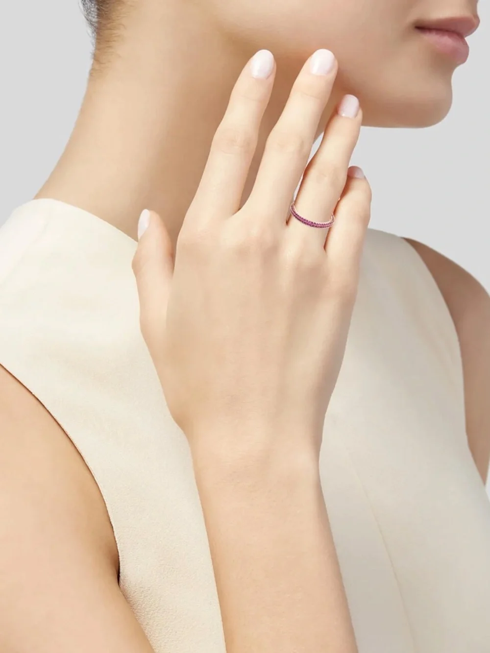 Kwiat 18K Sapphire Moonlight Band Size: 5.75 Retail $2,150